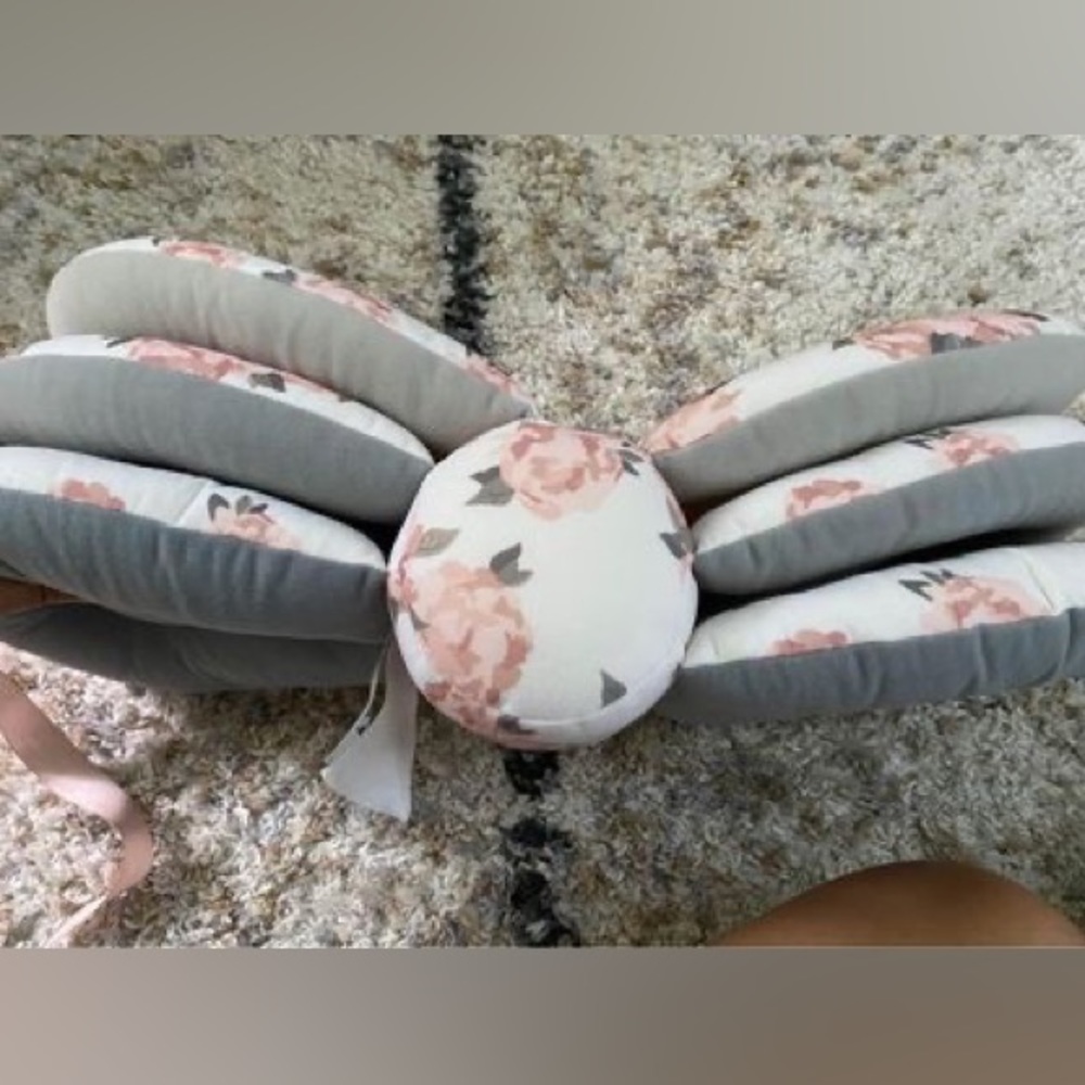 Infantino Adjustable Nursing Pillow EUC